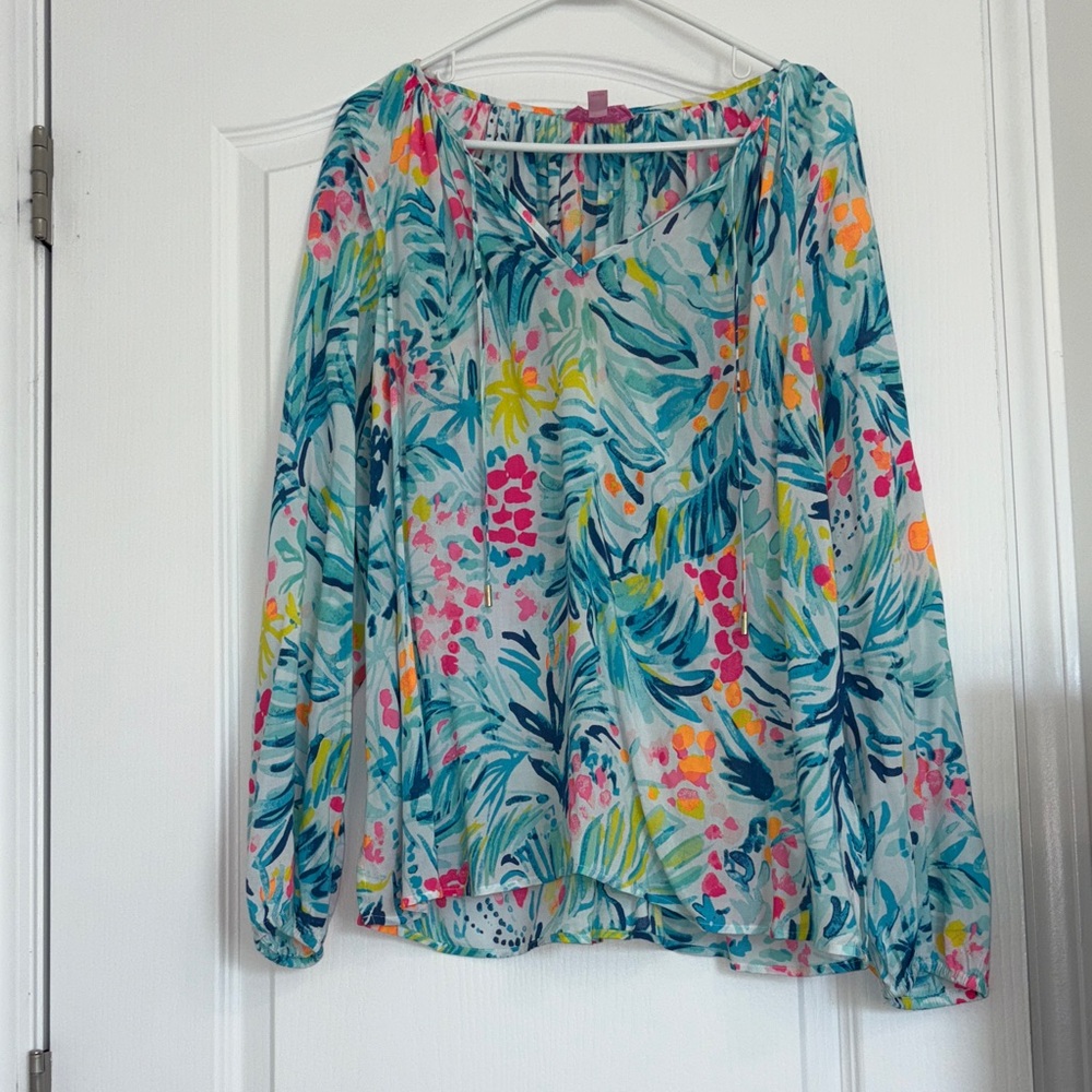 EUC Lilly Pulitzer Willa top size large
